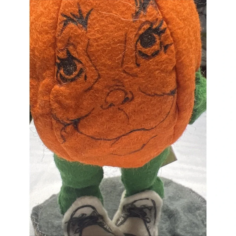 1990 Annalee Halloween Pumpkin Kid Doll Figure 7